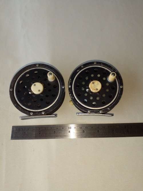 VINTAGE STANDARD FLY FISHING REELS X 2