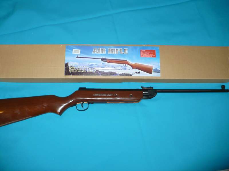 Air Rifle - Brand New in Box!