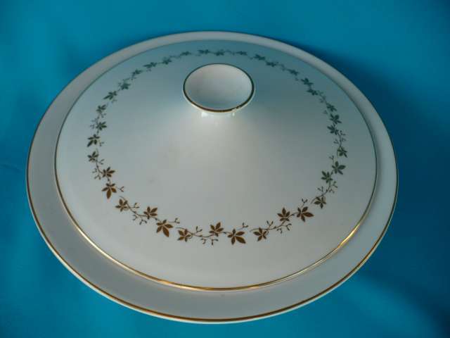 ROYAL DOULTON SERVING DISH ' CITADEL ' LIDDED