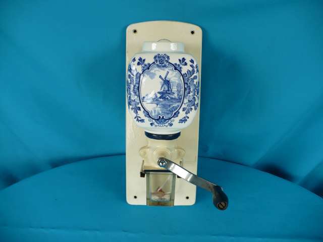 DELFT STYLE COFFEE GRINDER