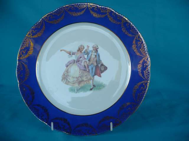 BEAUTIFUL PLATE COBALT BLUE & GOLD BORDER