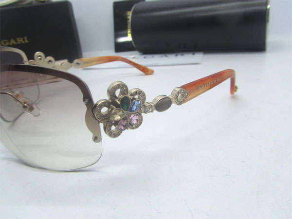 ORIGINAL BVLGARI LADIES SUNGLASSES IN BOX   ##BRAND NEW##
