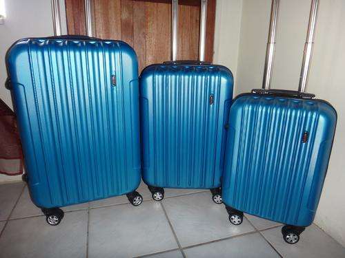 3 PIECE HARD COVER TRAVEL LUGGAGE SET ##BRAND NEW##