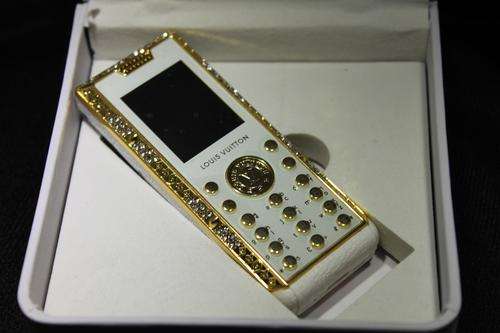 GORGEOUS LOUIS VUITTON MINI PHONE WITH LUXURY DIAMONDS ##BRAND NEW##