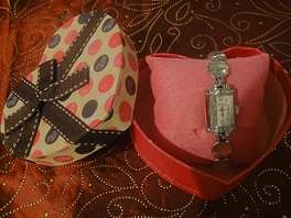 LOVELY SILVER PARPOR WATCH WITH SILVER CRYSTALS ##BRAND NEW##