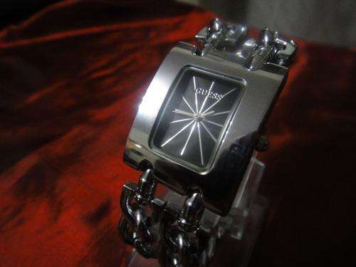LOVELY SILVER GUESS LADIES WATCH ##BRAND NEW##