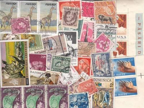 World Bulk Lot of 500 + Mixed Stamps, Duplication possible.