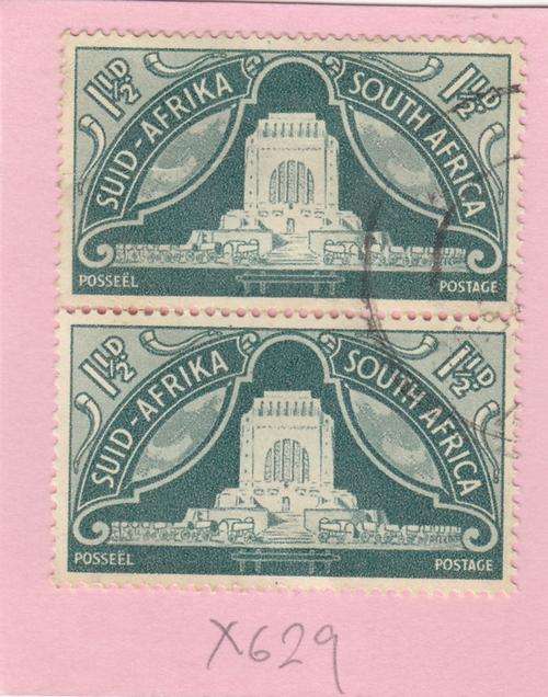 Union Pair of 1 1/2d Voortrekker Mounument Stamps. As Image.