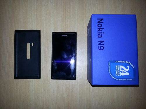 Nokia N9 16GB, black