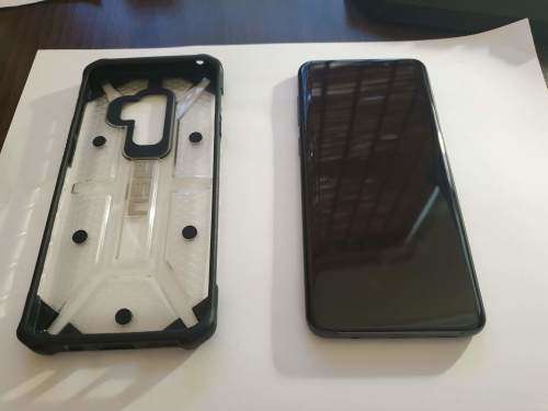 SAMSUNG Galaxy S9 PLUS with UAG case - NO RESERVE
