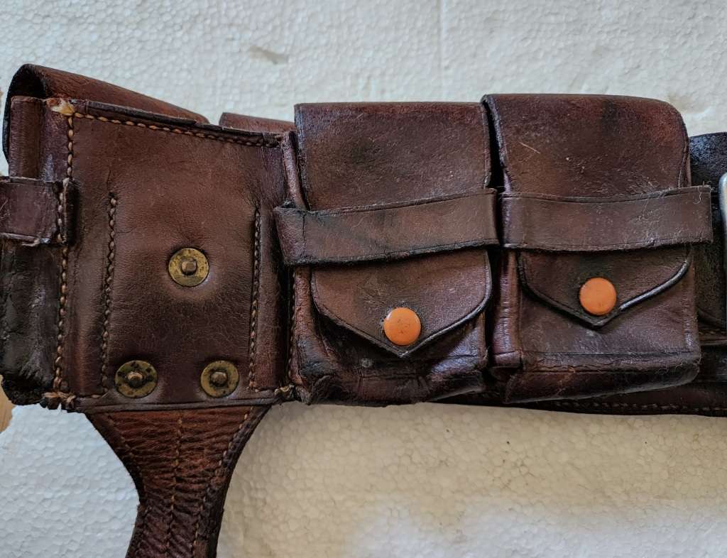 KS98 German bayonet and bandolier