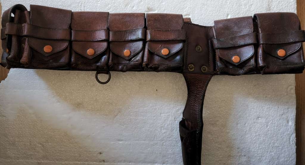 KS98 German bayonet and bandolier