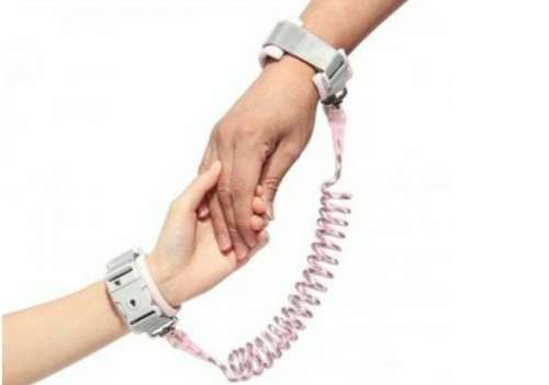 Kids safety wrist link with lock Mint Green