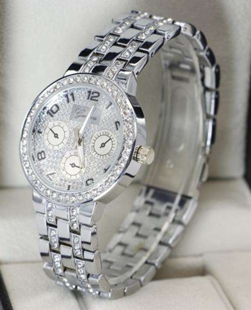 Geneva Women's fashion watch Silver