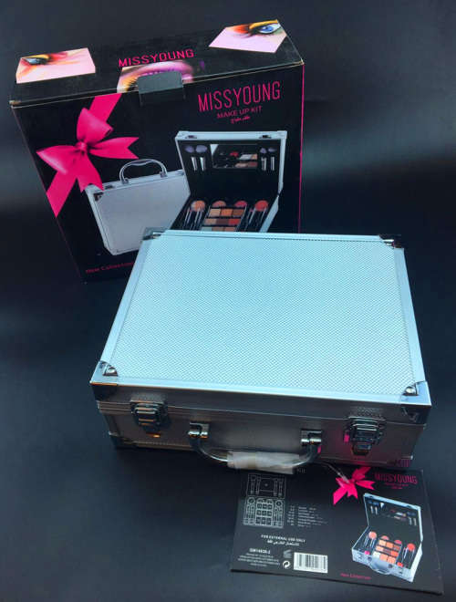 Magic Color Make Up Kit Set New Collection