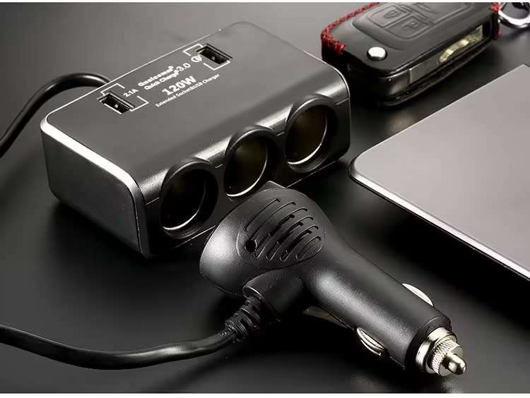 Car Cigarette Lighter One To Three Charger Socket One To Three Plug With Digital Display 13.6V