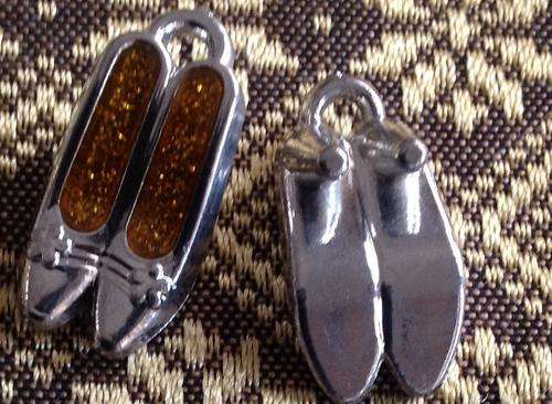 Acrylic shoe charm- gold (priced per charm)