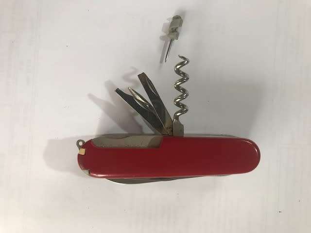 Victorinox Champ