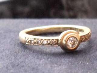 Beautiful solid 9ct ladies 9 diamond ring!!! - NO RESERVE!!!