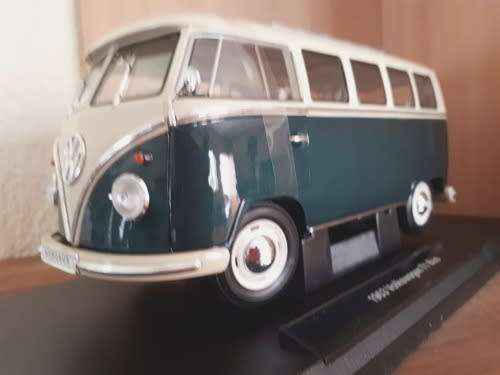 VW Kombi Fleetline w part Soft Top WELLY Die Cast Sc 1/18