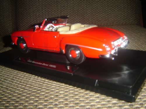 1955 MERCEDES BENZ 190 SL CABRIO DIECAST SCALE 1/18 BY WELLY IN DISPLAY BOX