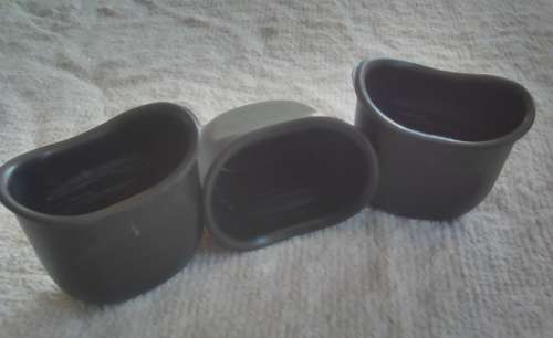 PLASTIC eye bath black