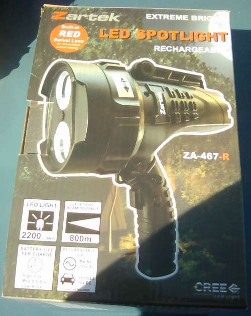 ZA 467 - R RECHARGEABLE LED SPOTLIGHT 2200 LUMENS
