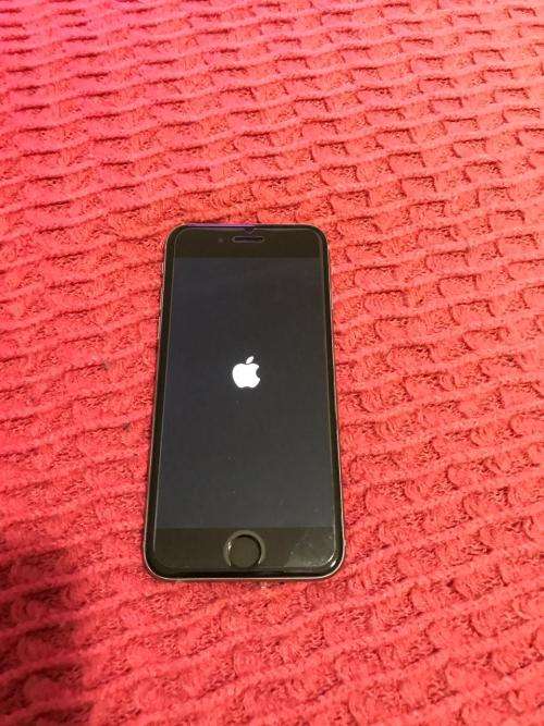 Iphone 6s 128GB Excellent condition 10/10 no scratches,