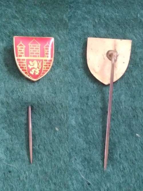 Pin - Vintage - Czechoslovakia -  Coat of Arms