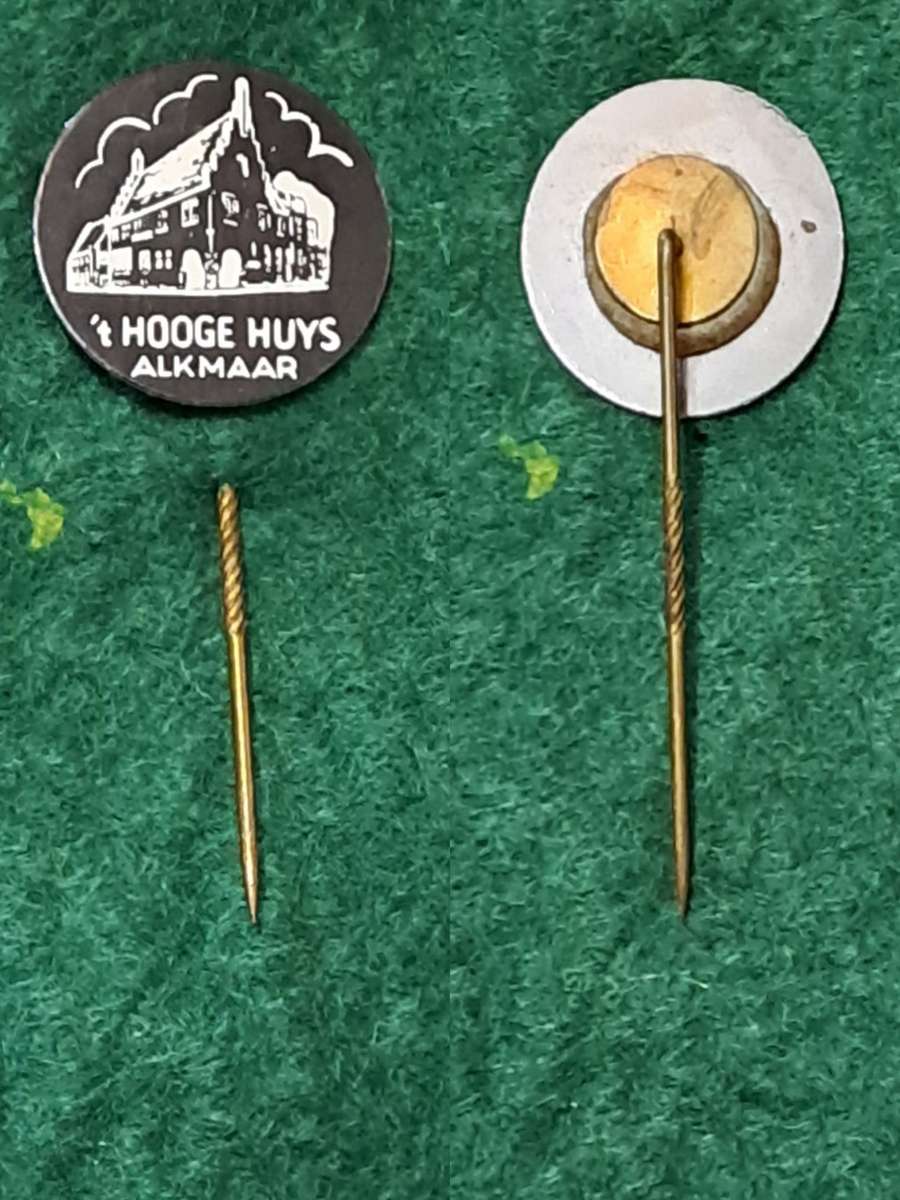 Pin: Vintage Dutch Advertising  - ``t Hooge Huys Alkmaar`