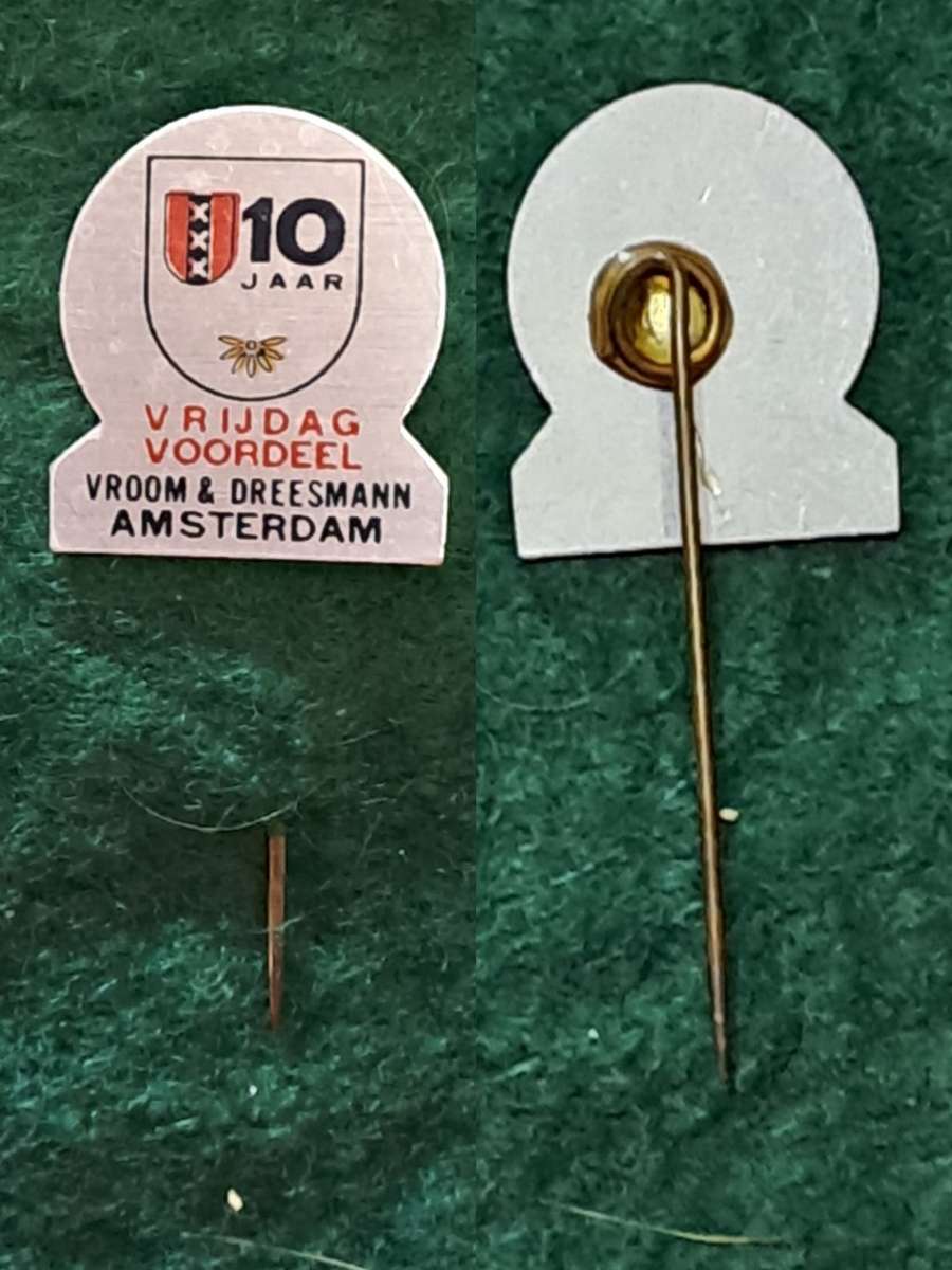 Pin: Vintage Dutch Advertising  - `10 Jaar Vrijdag Voordeel Vroom & Dreesmann Amstelveen  `  -  Blue