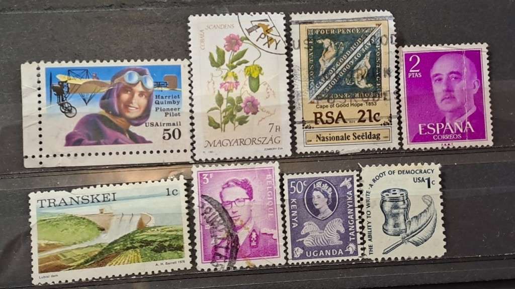 World Mix : 1958 - 1991  : Bid Per stamp for Lot of 8