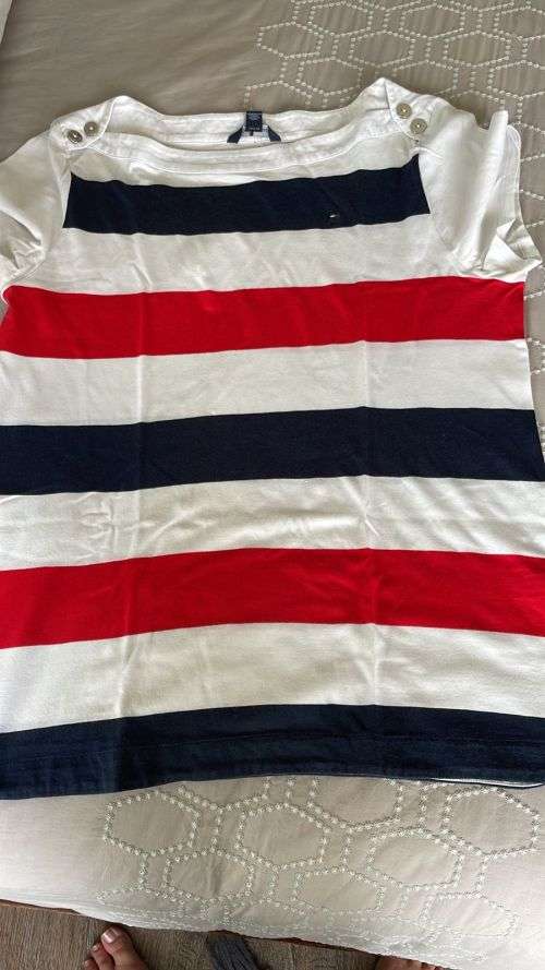 Bundle designer clothing. Tommy Hilfiger. Michael khors. Calvin Klein. Gently used