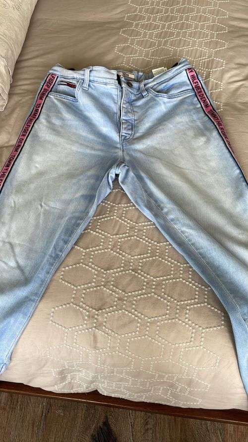 Bundle designer clothing. Tommy Hilfiger. Michael khors. Calvin Klein. Gently used