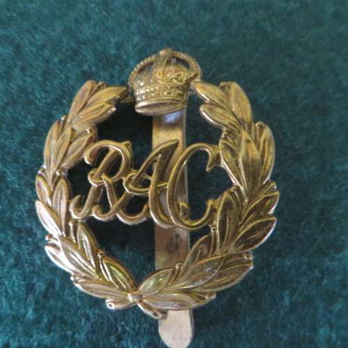 RAC Cap badge ** Left side of crown is broken off as shown**35mm x 39mm**
