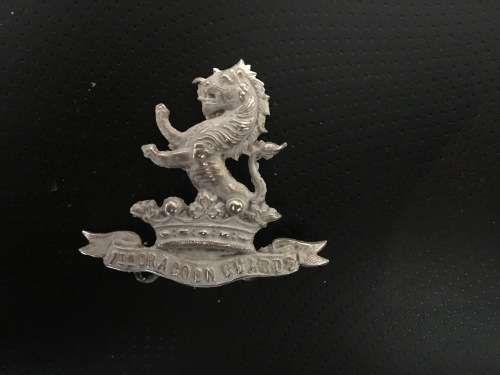 Boer war - 7th Dragoon Guards cap badge ** 39mm x 45mm ** Lugs are slightly bent.