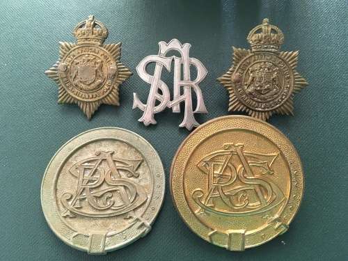 Joblot of South African Railways badges**