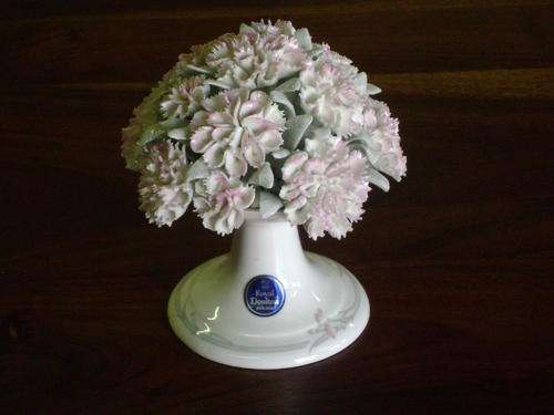 ROYAL DOULTON "Carnation" Porcelain Flower Posy - In Perfect Condition!!!