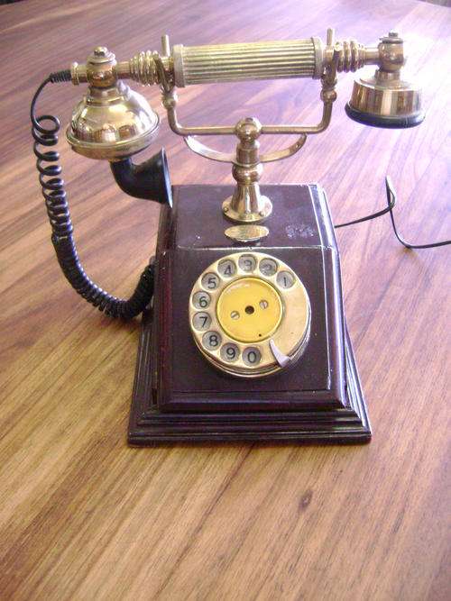 SIEMENS Brother & co LTD London TELEPHONE!!!