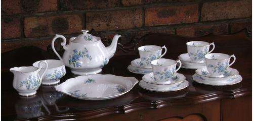 Beautiful " ROYAL ALBERT - FORGET ME NOT" Tea set*** In Perfect Condition***