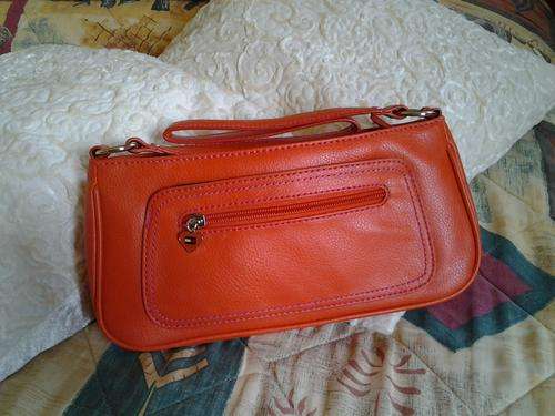 ***TOMMY HILFIGER SMALL HANDBAG*** ***STUNNING IN ORANGE***