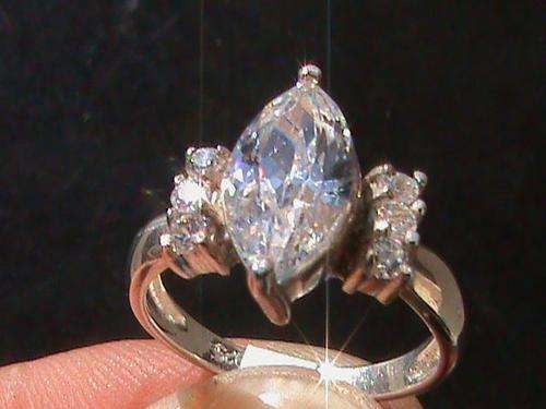 WHITE CUBIC ZIRCONIA RING IN SOLID STERLING SILVER. SIZE N