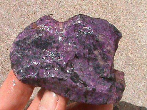 SUGILITE A-GRADE!!!  EXCELLENT PURPLE !!**