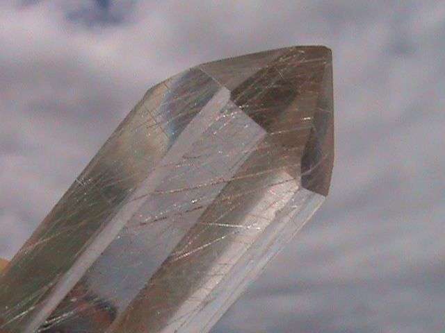 RUTILATED QUARTZ CRYSTAL... A-GRADE... POLISHED...!!
