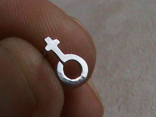 STAINLESS STEEL STUD EARRINGS