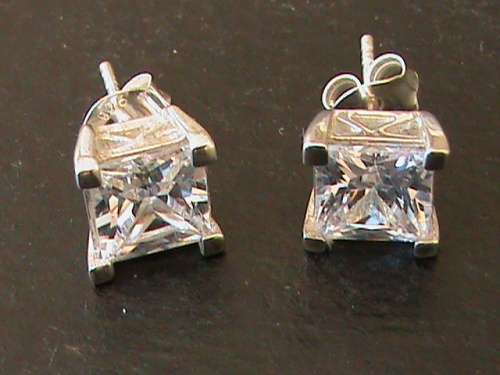 SOLID STERLING SILVER CZ STUD EARRINGS.  THICK STRONG FANCY SETTING