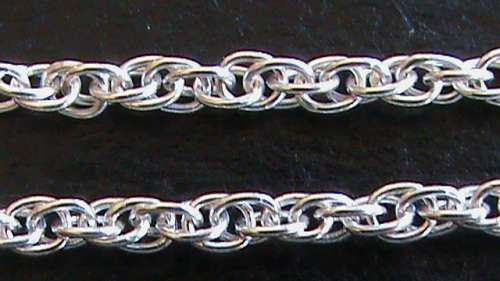 SOLID STERLING SILVER CHAIN.   45 CM LONG