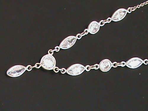 SOLID STERLING SILVER NECKLACE.   44 CM LONG