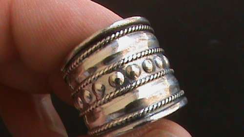 SOLID STERLING SILVER RING.     SIZE N 1/2