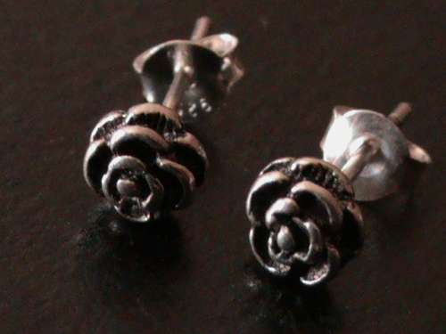 SOLID STERLING SILVER ROSE FLOWER EARRING STUDS.